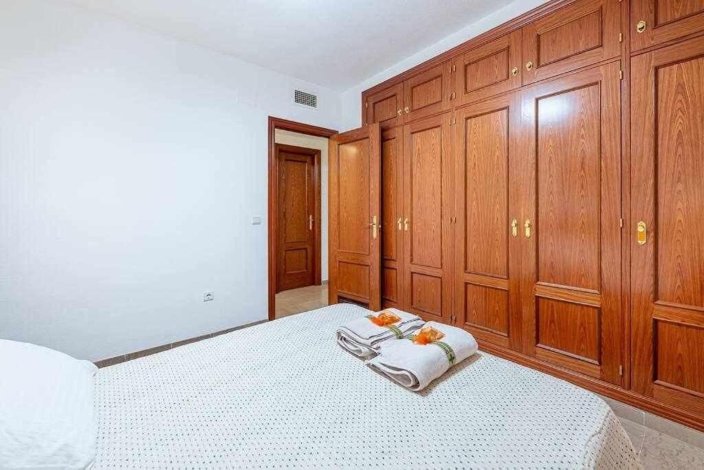 797 Holiday Rentals- Hermoso Apartamento Para 4 En Бенальмадена Экстерьер фото