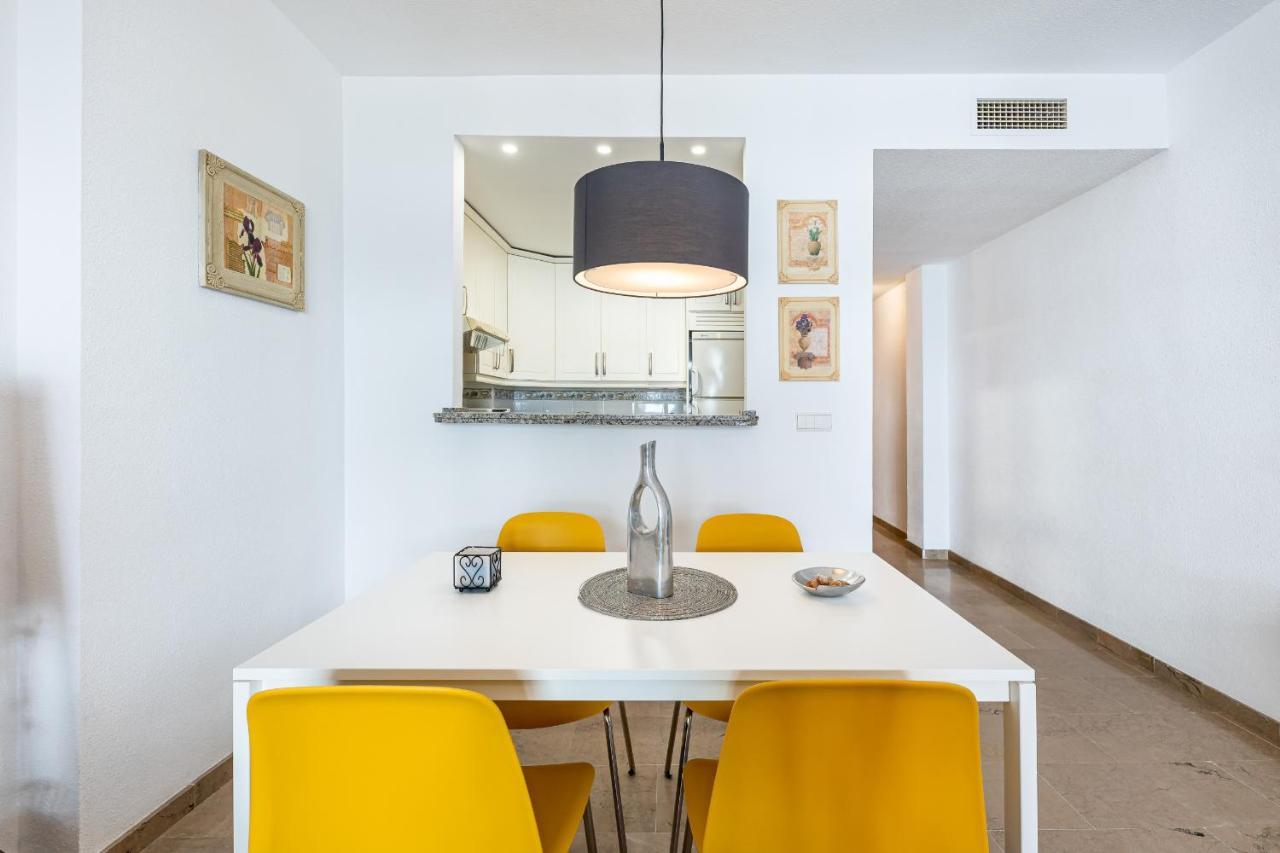 797 Holiday Rentals- Hermoso Apartamento Para 4 En Бенальмадена Экстерьер фото